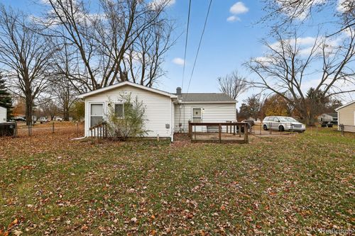 3679 Grafton St, Lake Orion, MI, 48359-1541 | Card Image