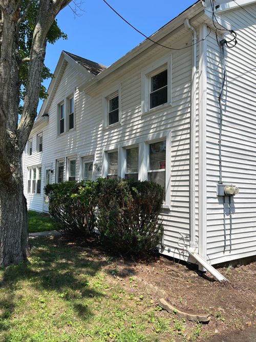 118 Main St, Baltic, CT, 06330-1324 | Card Image