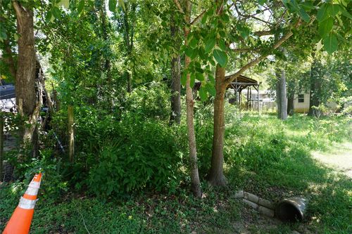 11397 Underwood St, Willis, TX, 77318-7662 | Card Image
