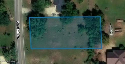 10326 Pin Oak Dr, Biloxi, MS, 39532-8359 | Card Image