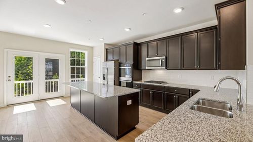 7834 Presidential Parkway, UPPER MARLBORO, MD, 20774 | Card Image