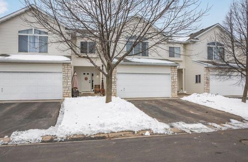 817 Bradbury Cir, Jordan, MN, 55352-1466 | Card Image