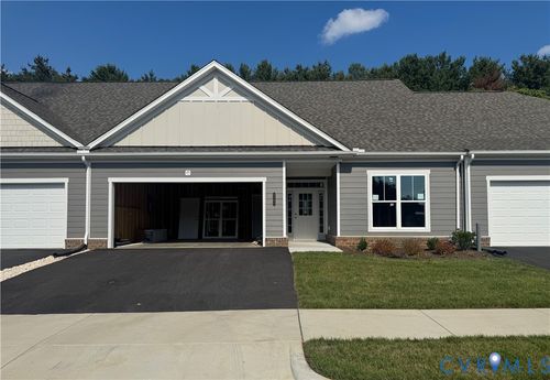 8700 Hope Farm Ln, Mechanicsville, VA, 23111-3376 | Card Image