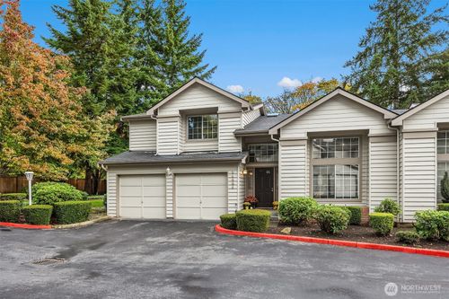 2a-11526 114th Ct Ne, Kirkland, WA, 98033-4529 | Card Image
