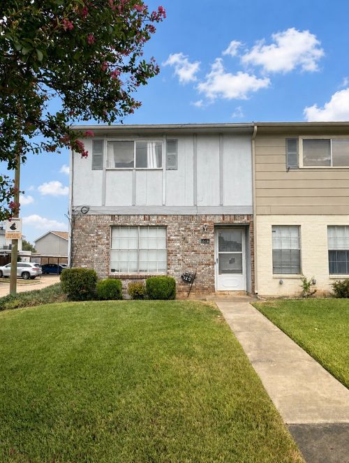 315 John Wesley Blvd, Bossier City, LA, 71112-2251 | Card Image