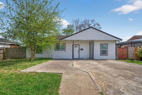1107 Christine St, Houston, TX, 77017-4827 | Card Image