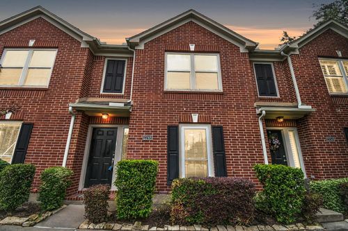 2248 Ann St, Houston, TX, 77003-1147 | Card Image