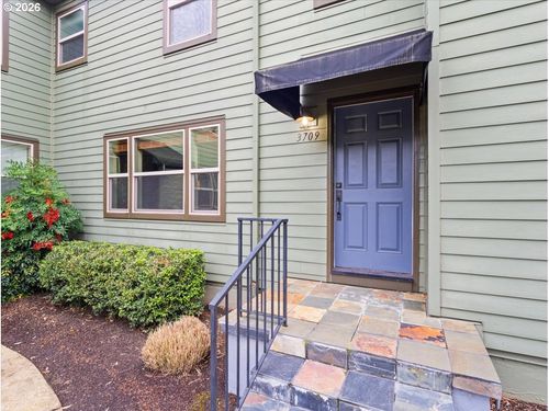 3709 Se 42nd Ave, Portland, OR, 97206-3204 | Card Image