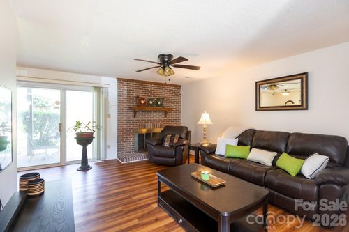 5600 Amity Springs Dr, Charlotte, NC, 28212-3682 | Card Image