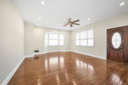 208-04 35th Ave, Bayside, NY, 11361-1326 | Card Image