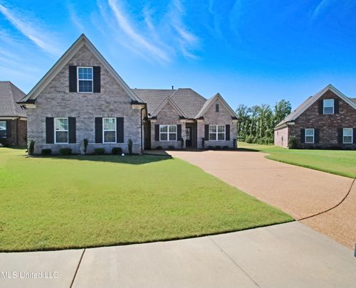 727 Holiday Cv, Hernando, MS, 38632-1023 | Card Image
