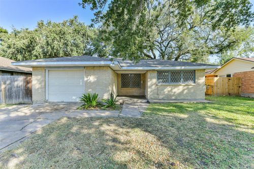 1113 Monroe Dr, Pasadena, TX, 77502-2537 | Card Image