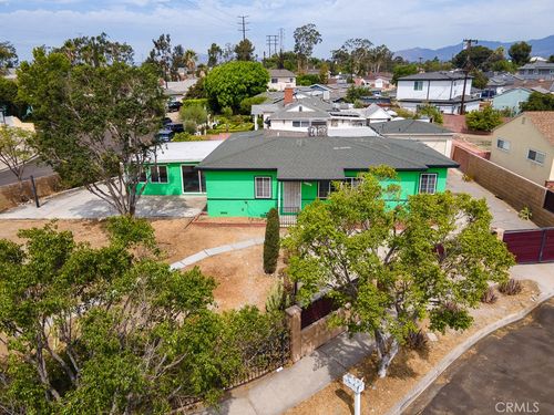 12561 Willard St, North Hollywood, CA, 91605-1426 | Card Image