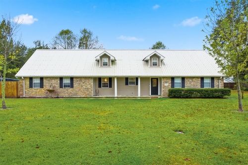 1304 Theriot Rd, Lake Charles, LA, 70611-6243 | Card Image