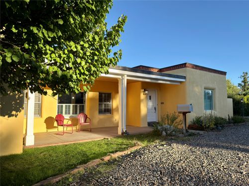 1238 Madrid Rd, Santa Fe, NM, 87505-0638 | Card Image