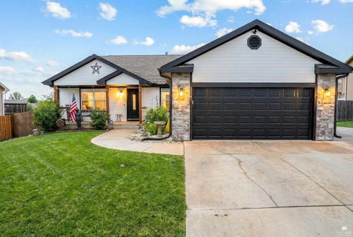 2714 Elm Creek Dr, Junction City, KS, 66441-2000 | Card Image