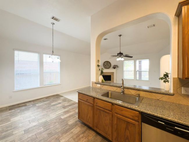 4906 Arbor Falls Ln, House other with 3 bedrooms, 2 bathrooms and 2 parking in Houston TX | Image 14