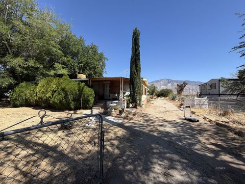 14401 Allen Ave, Weldon, CA, 93283-9500 | Card Image