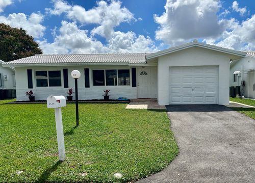 8536 Nw 12th Ct, Plantation, FL, 33322-4518 | Card Image