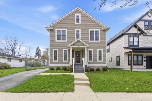 2367 N Dr William Finlayson Street, Milwaukee, WI, 53212 | Card Image