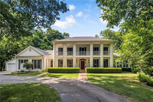4090 S Lake Ct, Decatur, IL, 62521-8438 | Card Image