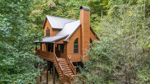 4275 Parkside Village Way, Sevierville, TN, 37862-5812 | Card Image