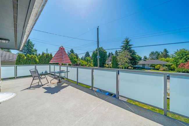 13873 Blackburn Avenue, House other with 4 bedrooms, 3 bathrooms and 6 parking in White Rock BC | Image 18