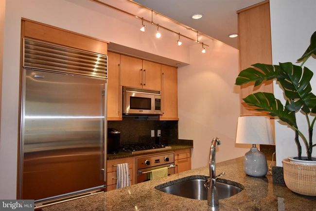 APT-1905 - 1111 19 Th St N, Condo with 1 bedrooms, 1 bathrooms and null parking in ARLINGTON VA | Image 4