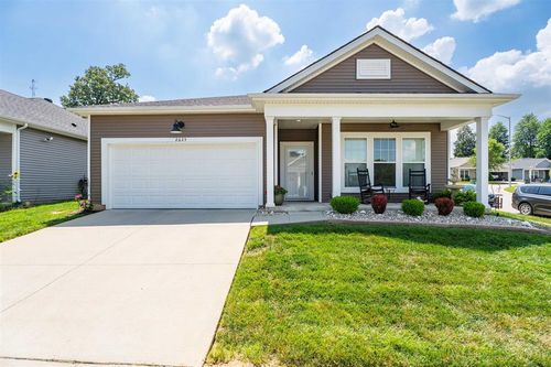 2625 Central Park Ct, Owensboro, KY, 42303-1185 | Card Image