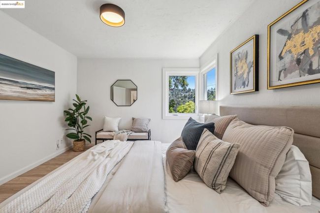 7069 Saroni Dr, House other with 2 bedrooms, 1 bathrooms and null parking in Oakland CA | Image 20