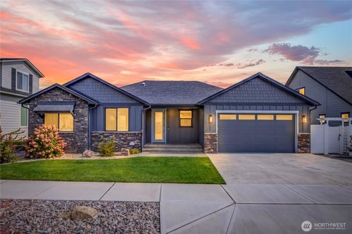1009 Mountain Vis, Wenatchee, WA, 98801 | Card Image