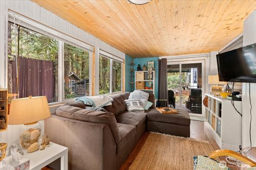 50 Schinn Canyon Cir, Deming, WA, 98244 | Card Image