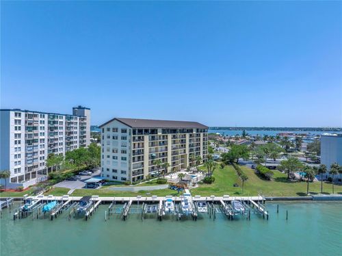 204-650 Island Way, CLEARWATER BEACH, FL, 33767-1951 | Card Image