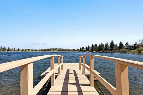 104 Midpark Cres Se, Calgary, AB, T2X1P2 | Card Image