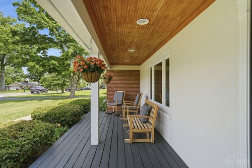 10250 Kerrianna Dr, Montgomery, OH, 45242-5705 | Card Image