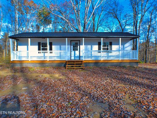 1070 Chestnut Ridge Rd, Allardt, TN, 38504-5081 | Card Image