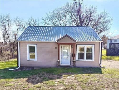 515 Cunningham St, Richmond, MO, 64085-2109 | Card Image