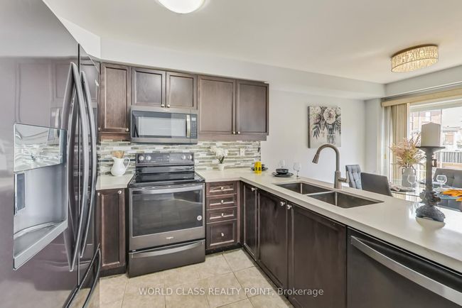 28 Marriner Cres, House other with 3 bedrooms, 3 bathrooms and 1 parking in Ajax ON | Image 9