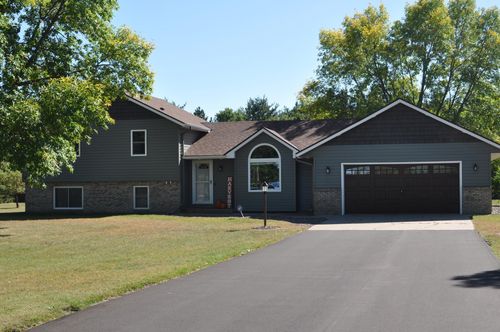 2011 49th St Se, Saint Cloud, MN, 56304-8513 | Card Image
