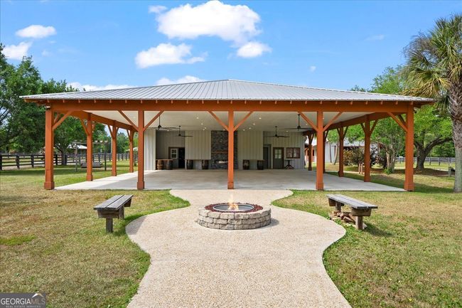 1330 Sr 110, Home with 6 bedrooms, 3 bathrooms and null parking in Waynesville GA | Image 77