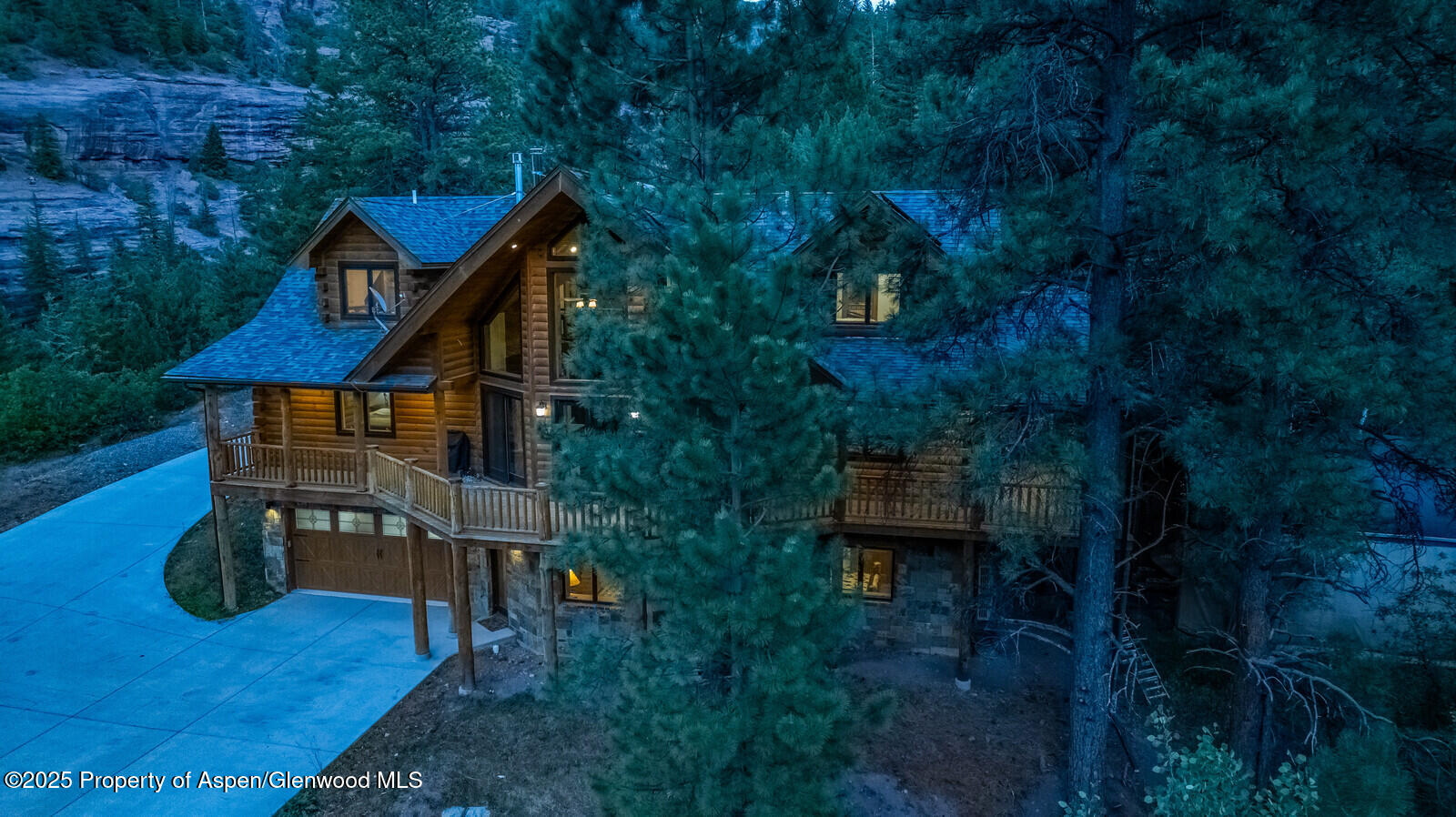 Residential in Redstone 4