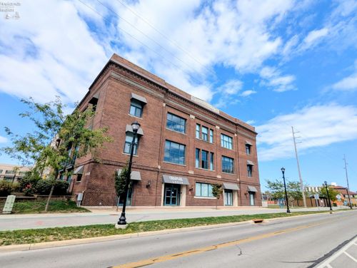 unit-244-401 W Shoreline Dr, Sandusky, OH, 44870-0908 | Card Image