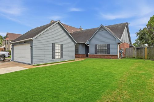 2957 S Pondside Dr, Memphis, TN, 38119 | Card Image