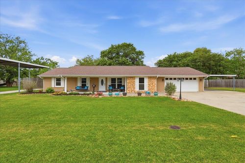 322 Nancy Dr, Bridge City, TX, 77611-3745 | Card Image