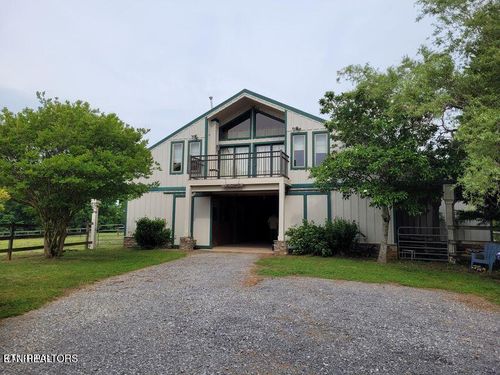 3827 Attley Dr, Louisville, TN, 37777-4329 | Card Image