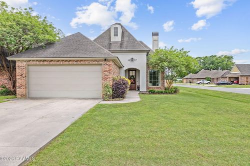 100 Tara Oak Dr, Carencro, LA, 70520-5776 | Card Image