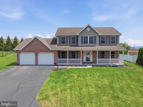 1420 Millennium Dr, Chambersburg, PA, 17202-7570 | Card Image