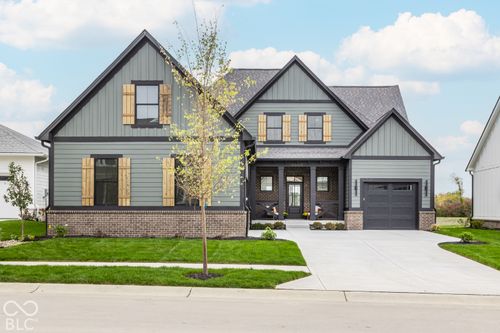 6069 Salisbury St, Zionsville, IN, 46077-8090 | Card Image