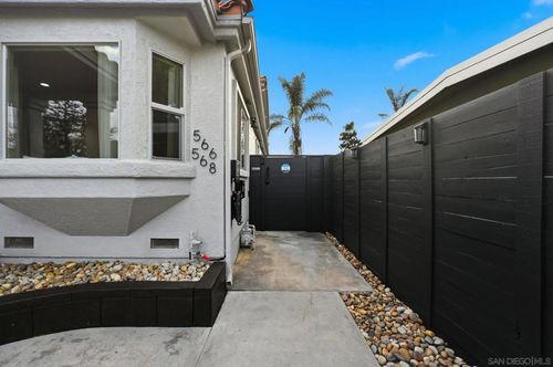 566 Guava Ave, Chula Vista, CA, 91910-5425 | Card Image