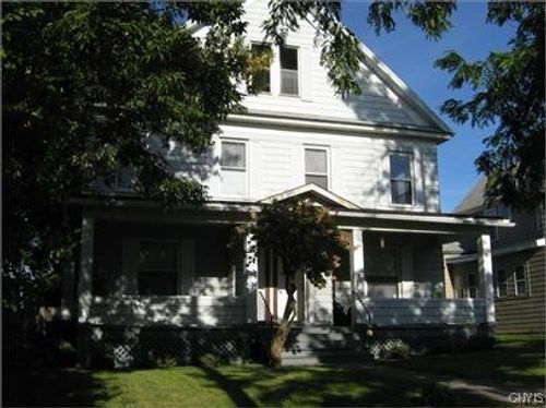 121 Sedgwick St, Syracuse, NY, 13203-3051 | Card Image